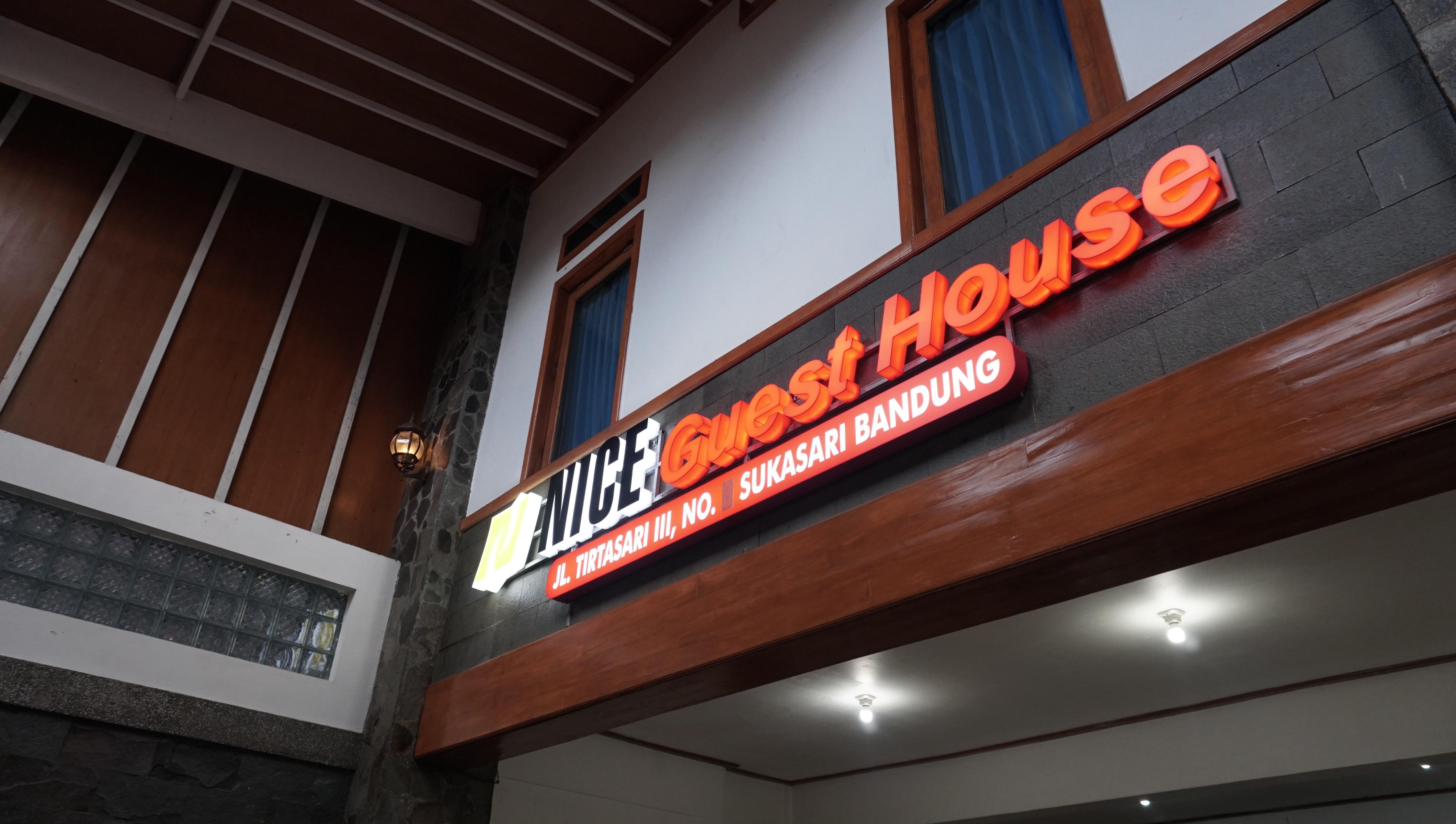 Oyo 1209 Tirtasari Nice Guesthouse Μπαντούνγκ Εξωτερικό φωτογραφία
